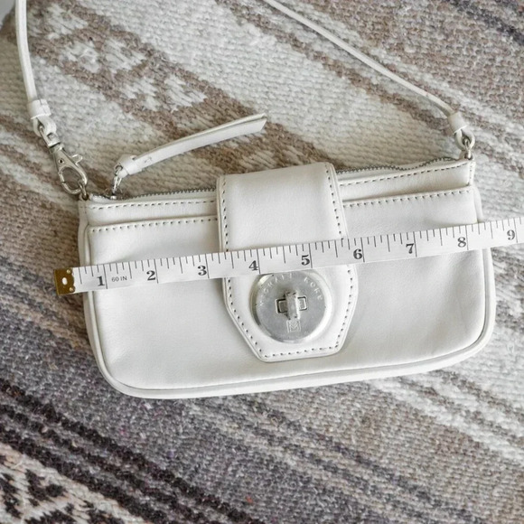 Michael Kors White Shoulder Bag - Picture 10 of 11